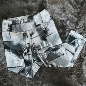 NWOT MPG Workout Capri Leggings